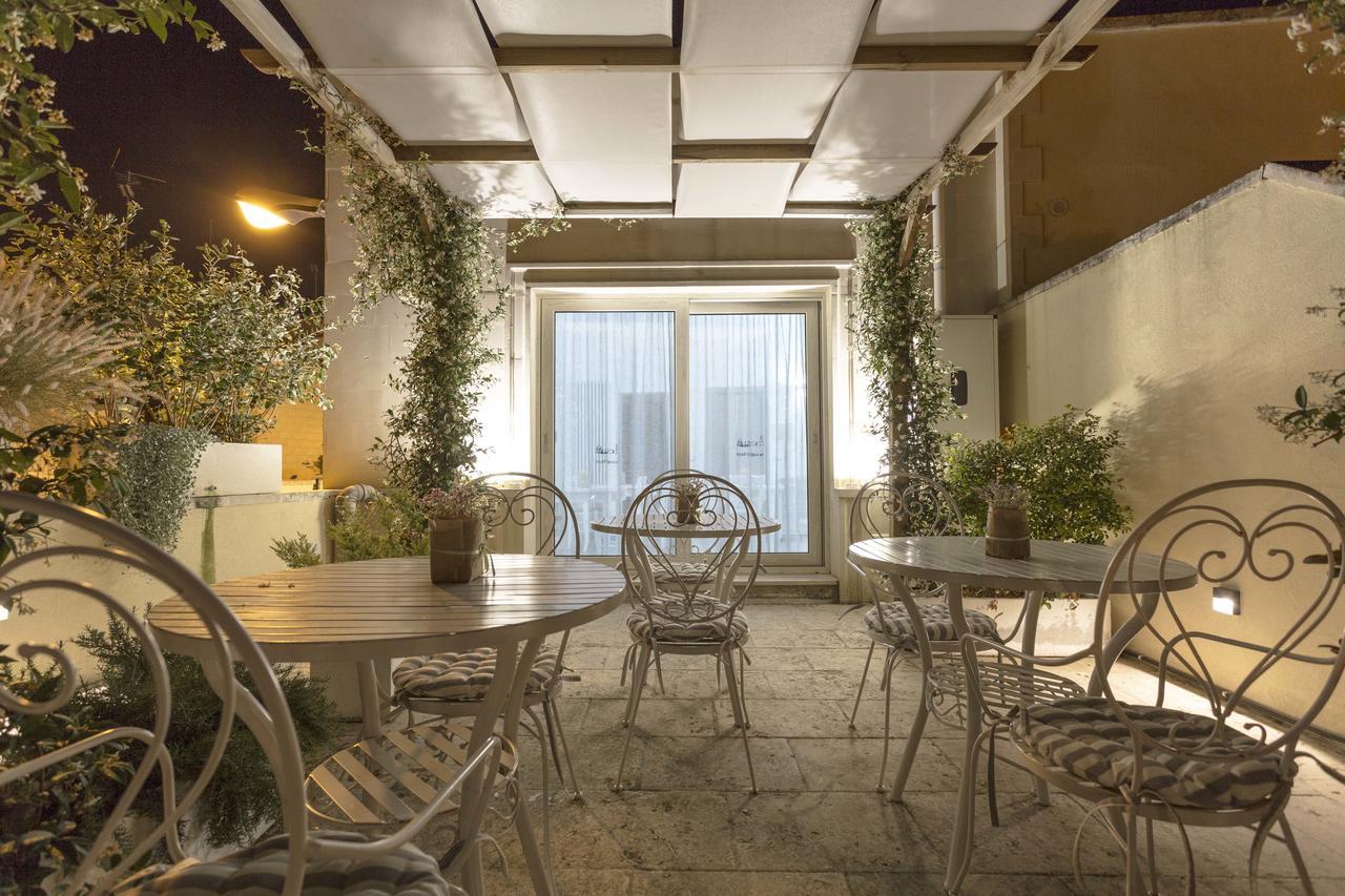 Bed and Breakfast La Loggia Dei Rayno à Lecce Extérieur photo