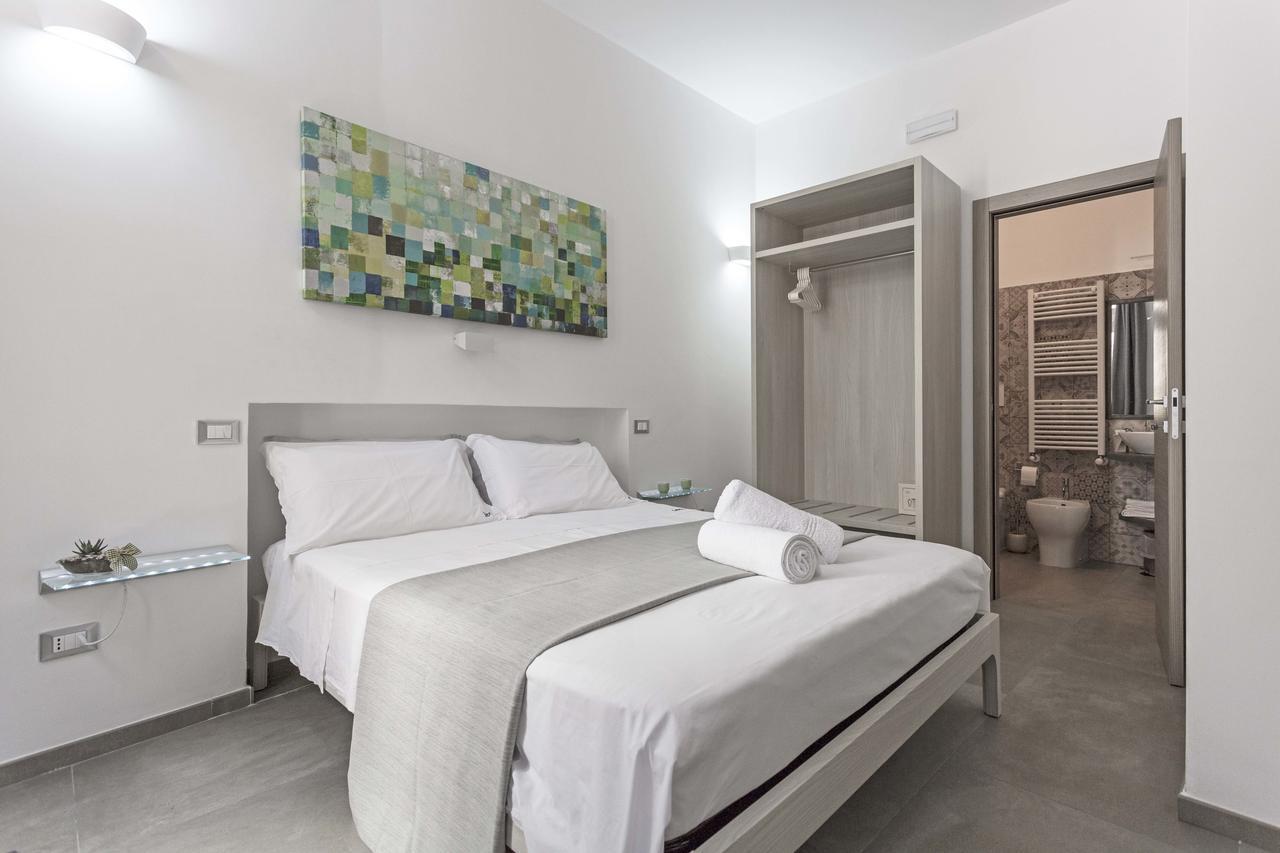 Bed and Breakfast La Loggia Dei Rayno à Lecce Extérieur photo